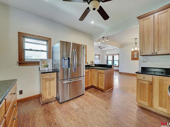 2nd image of 3933 Touzalin Ave