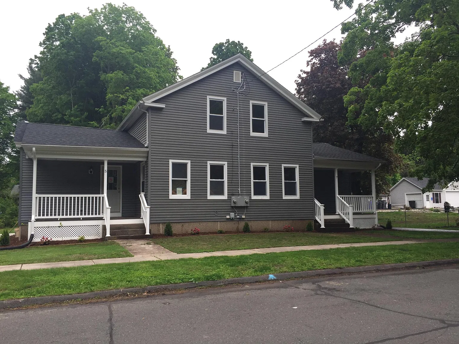 5 Oak St — Photo 1