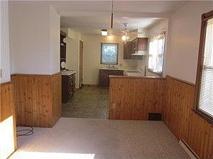 4th image of 142 Wendel Ave