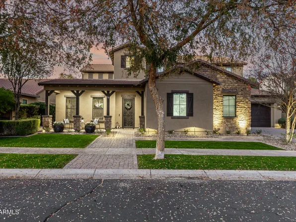 2950 E LOS ALTOS Court, Gilbert, AZ 85297