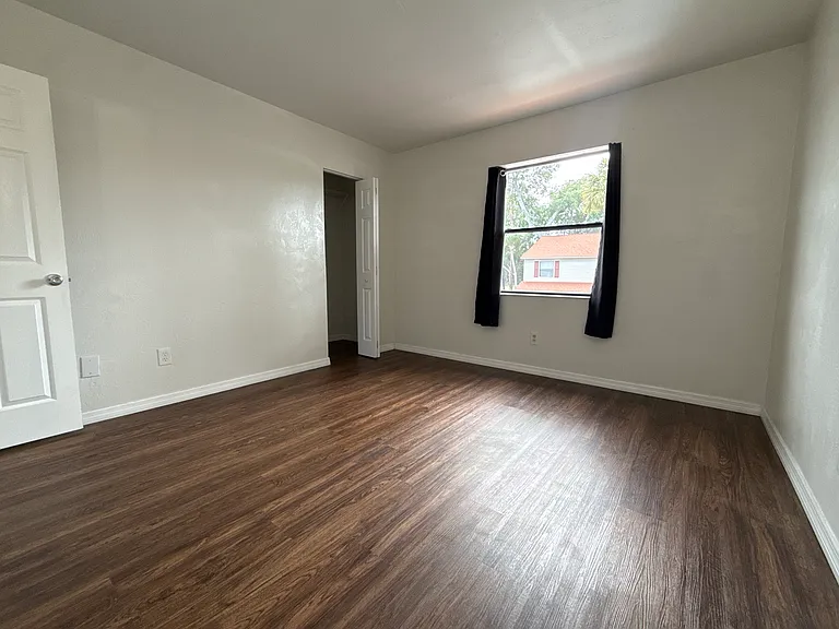 980 Canal View Blvd #B5 — Photo 9