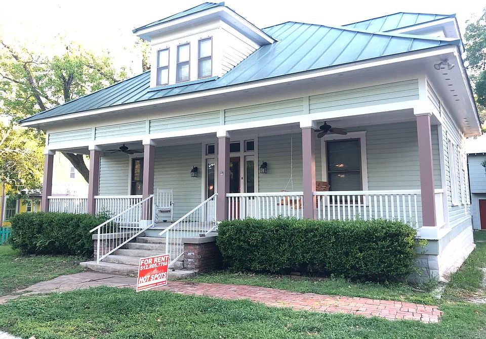 1st image of 215 Scott St #215