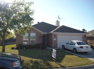 305 Feed Lot Rd, Aledo, TX 76008