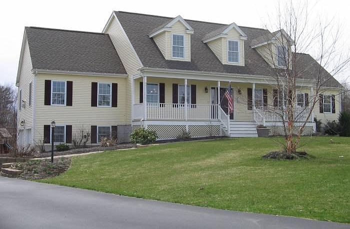 2nd image of 22 Parker Ln