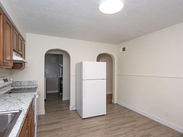705 Briscoe Dr — Photo 8
