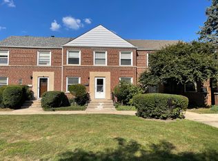 411 Dodge Ave #A, Evanston, IL 60202
