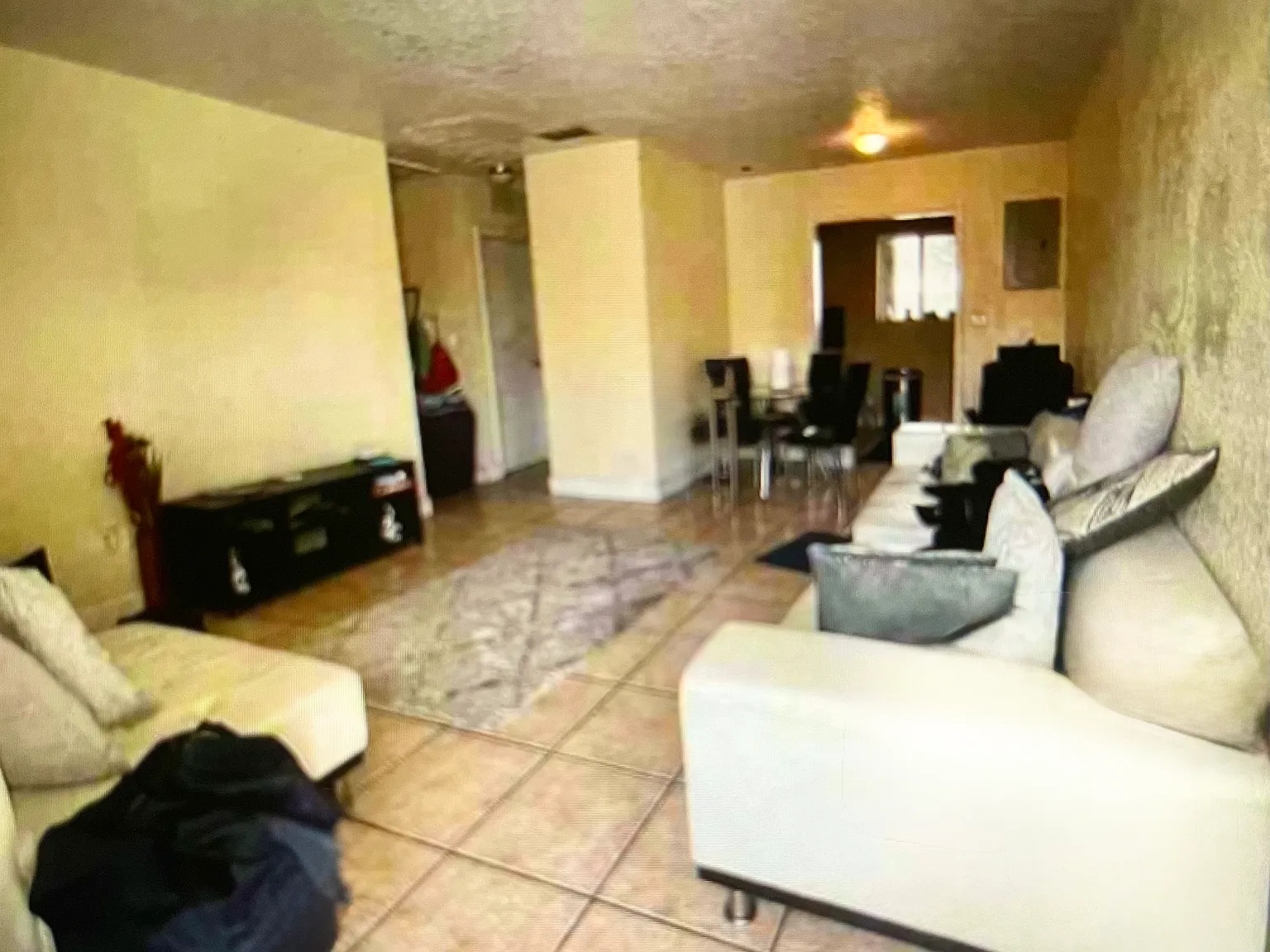 2 bed, 702 sqft, $2,350 — Photo 2