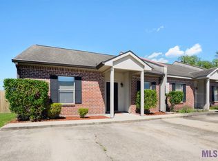 9110 Pecan Tree Dr, Baton Rouge, LA 70810