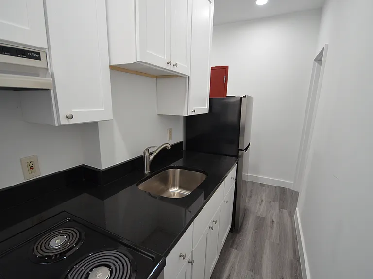 111 Peterborough St #2 — Photo 14
