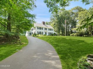 8 Old Camp Ln, Cos Cob, CT 06807
