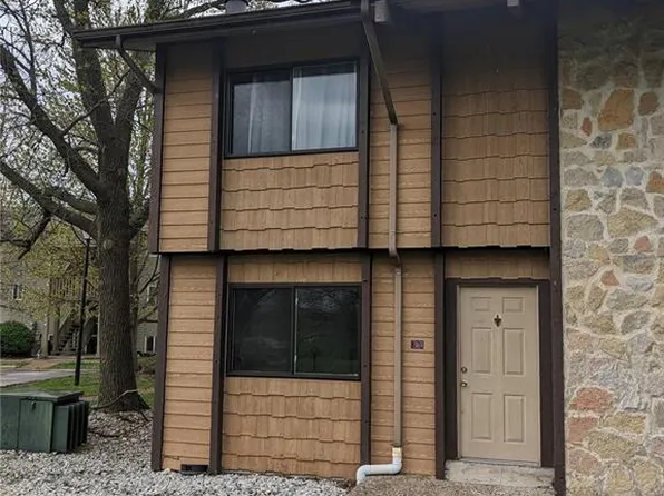 2101 Gascony Dr #2101, Lake Saint Louis, MO 63367