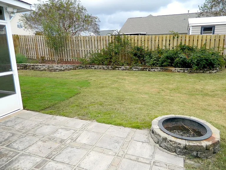532 Sweet Meadow Dr — Photo 35