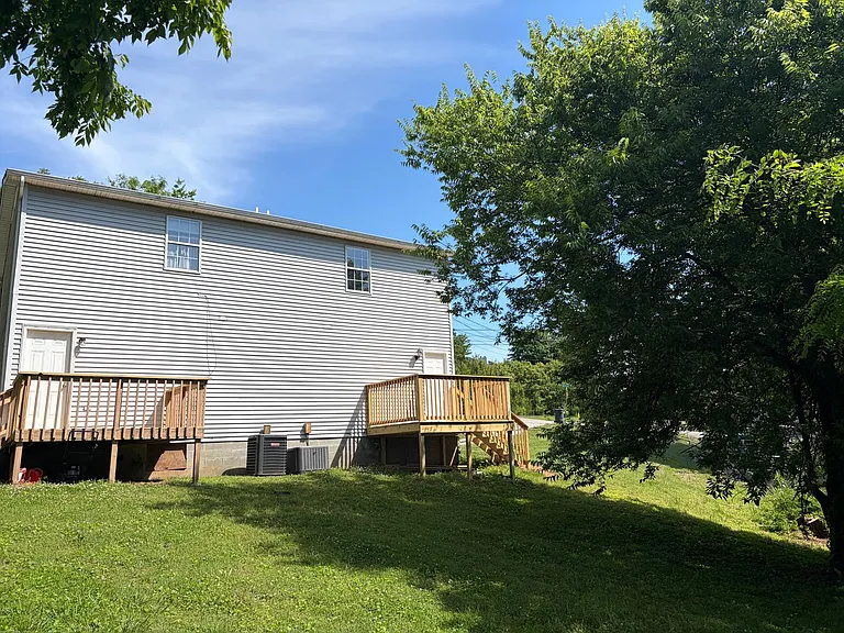 2701 McIntosh Dr — Photo 17