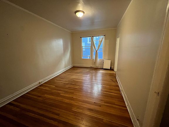 2nd image of 1200 Clay St #5