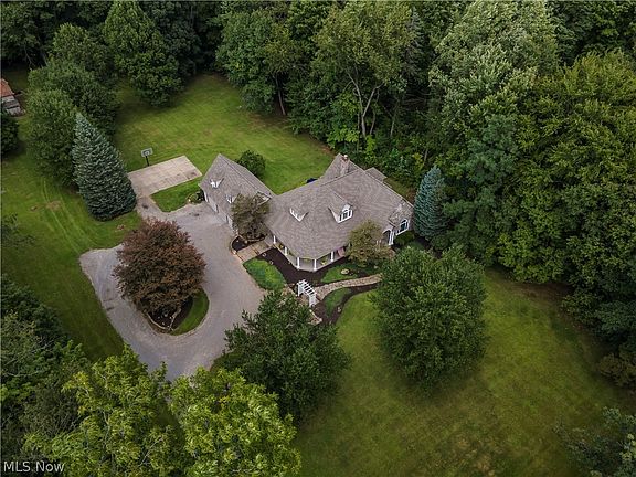 3rd image of 3909 Minor Rd