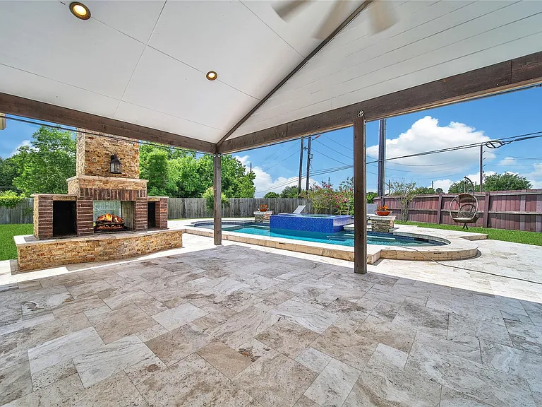 3143 S Royce Cir — Photo 32