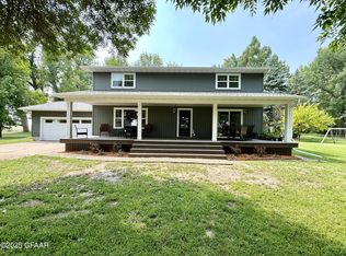41924 130th St SW, East Grand Forks, MN 56721