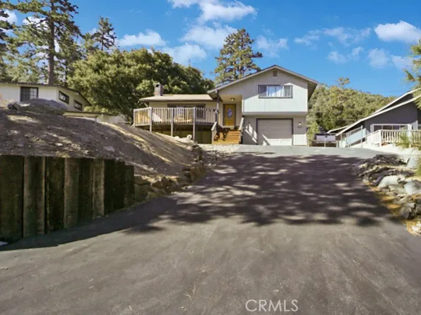 5327 Desert View Ct, Wrightwood, CA 92397