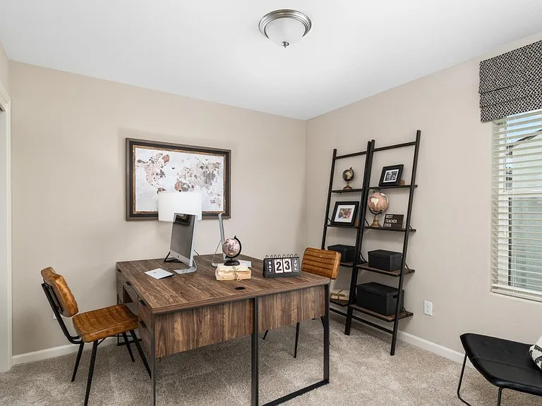 1108 Vanguard Way W — Photo 14