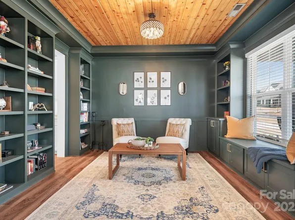 835 Yucatan Dr, Waxhaw, NC 28173