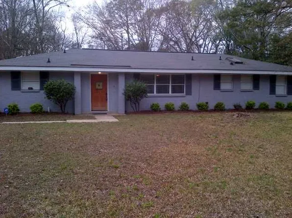 1830 Hill Hedge Dr, Montgomery, AL 36106