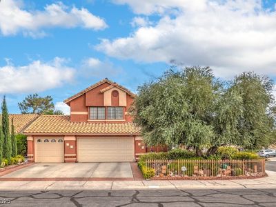 3144 Pelican Beach Dr, Las Vegas, NV, 89117