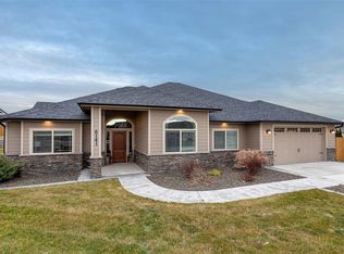 6141 Collins Rd, West Richland, WA 99353