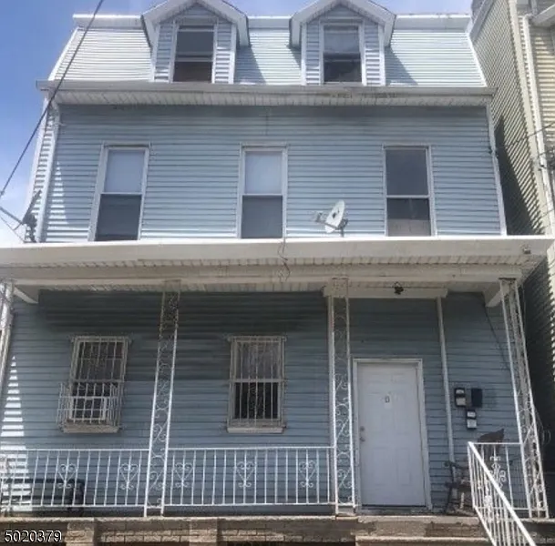 13 Ward St photo 1