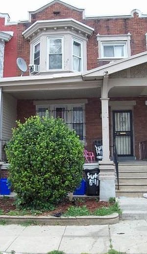 2nd image of 841 S Cecil St