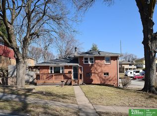4304 Monroe St, Omaha, NE 68107