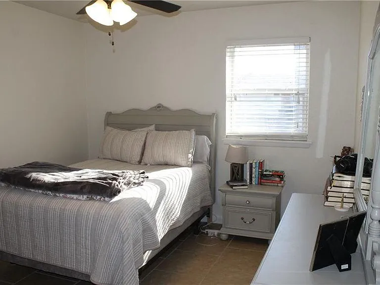 1515 Vine St — Photo 24