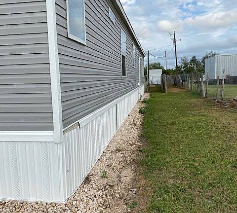 4th image of 5216 N Expressway 281