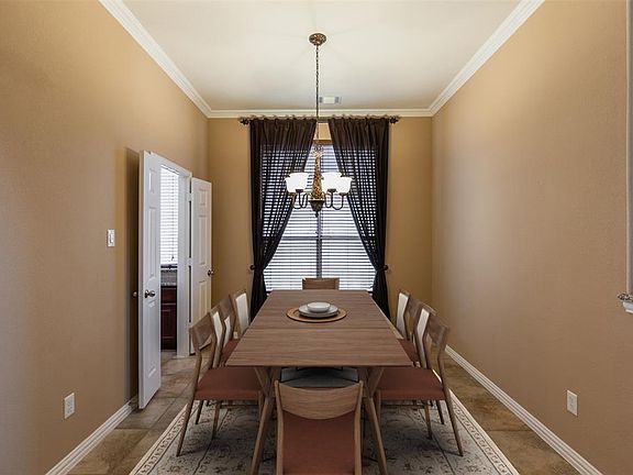 5th image of 5419 Jackson Park Ln