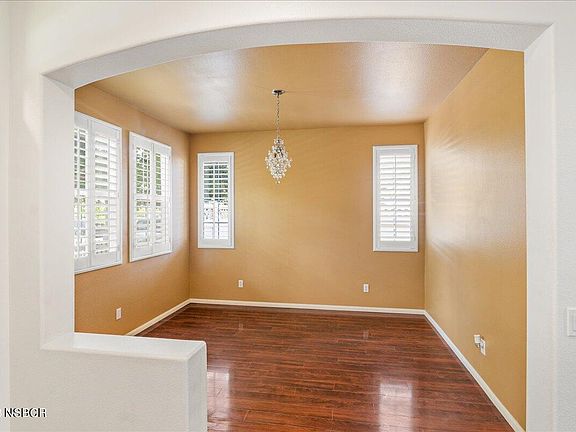 2nd image of 2239 Nightshade Ln