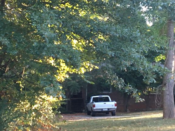 3rd image of 2012 Pucketts Dr
