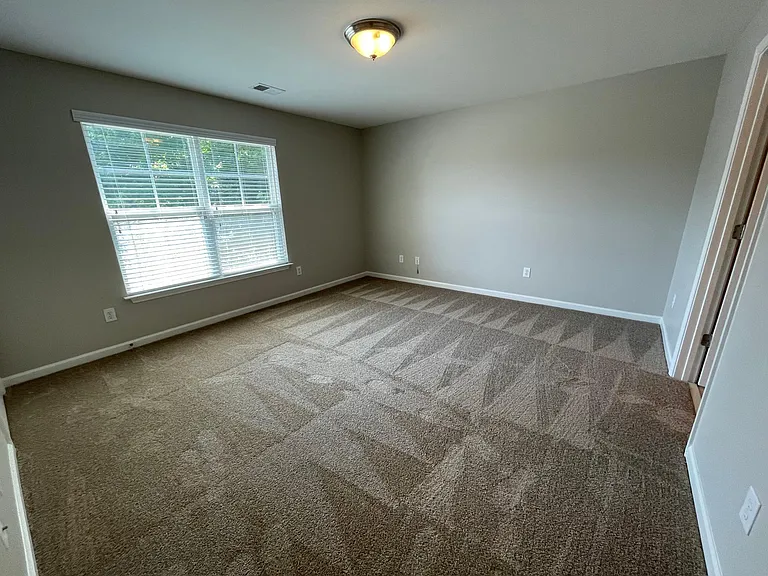 7104 W Friendly Ave #203 — Photo 5