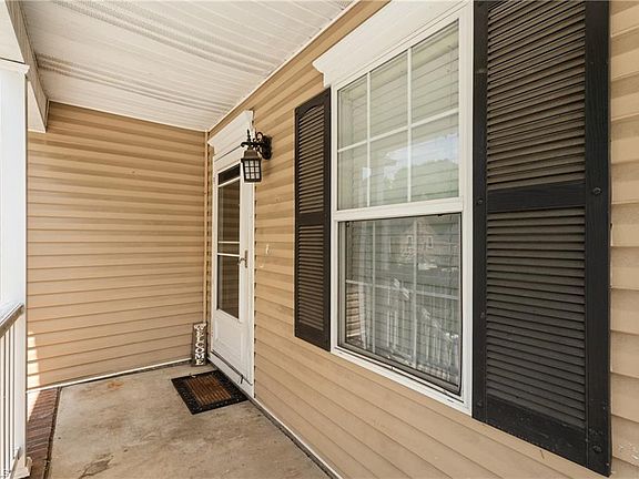 5th image of 1021 Asheboro St