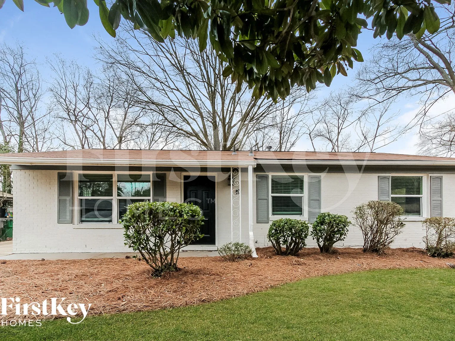 3 bed, 1.5 bath, 1142 sqft, $1,625 — Photo 1