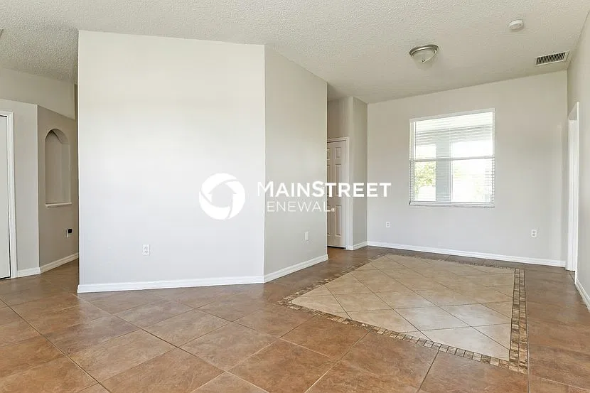 1110 Lavaur Ct — Photo 4