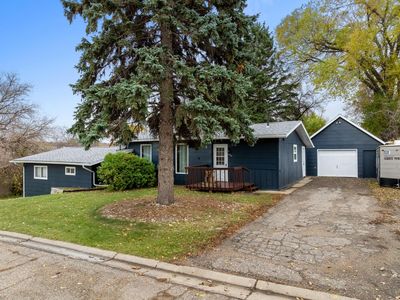 424 Ida Ave, Burlington, ND, 58722