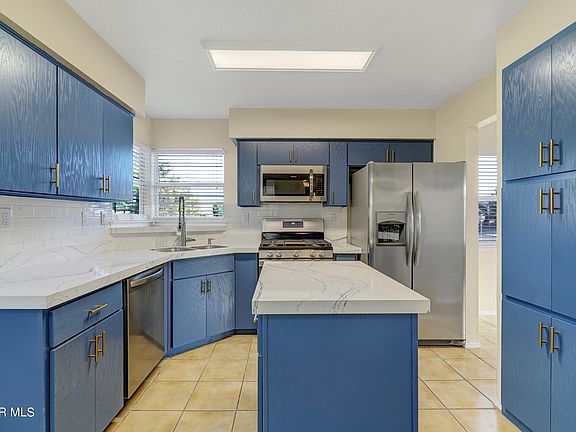 5th image of 7568 Luz De Lumbre Ave
