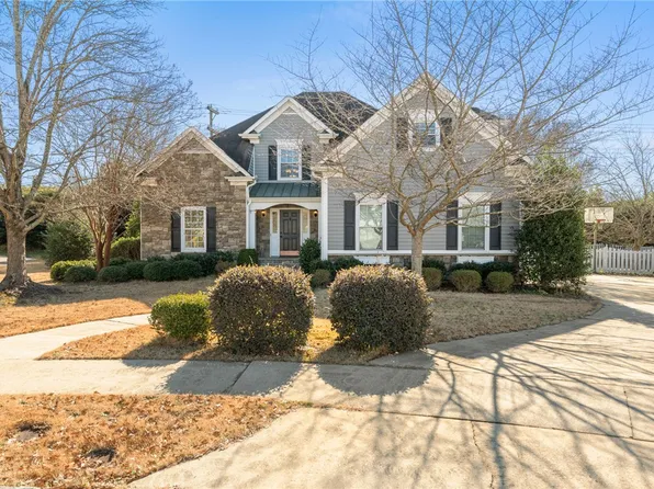 10 Gables Way, Greenville, SC 29615
