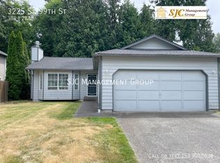 3225 S 299th St, Auburn, WA 98001