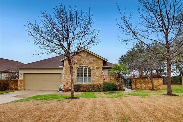 1st image of 302 Meadowland Dr