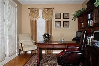 4th image of 1068 Apple Blossom Ct