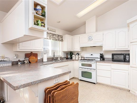 5th image of 27822 Spyglass Ln