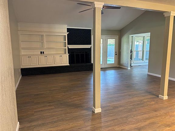 2nd image of 10336 Kendal Ave