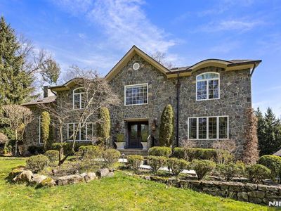 12 Lambs Ln, Cresskill, NJ, 07626
