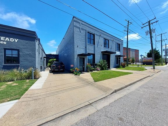 2nd image of 2402 Colley Ave #2402