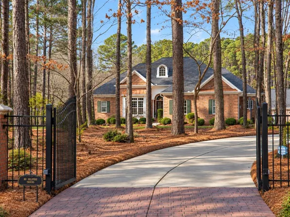 2769 Weaver Hill Dr, Apex, NC 27502